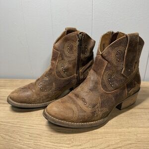 Sterling River Boots Women 8M Distressed Leather Western Studded‎ Embroidered